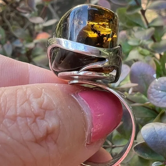 VINTAGE HUGE BALTIC AMBER STATEMENT RING SCANDINAVIAN OR POLISH MADE STERLING